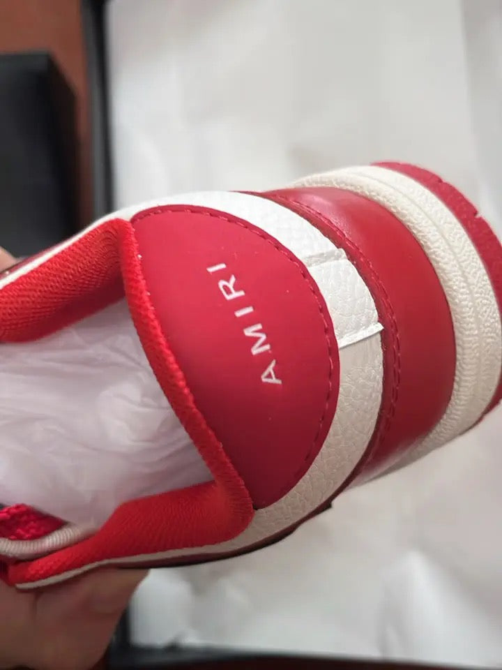 Red & White Retro Low-Top Sneakers – Casual Streetwear Shoes