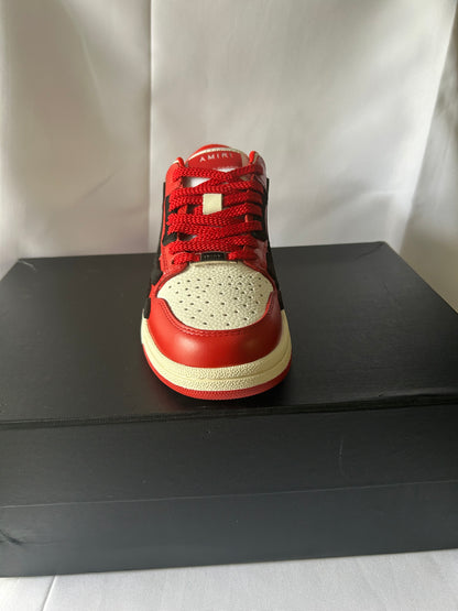 Red & White Retro Low-Top Sneakers – Casual Streetwear Shoes