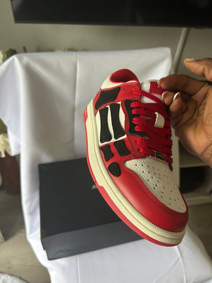 Red & White Retro Low-Top Sneakers – Casual Streetwear Shoes